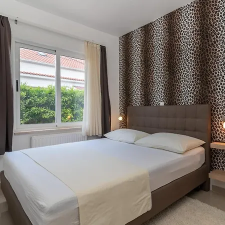 Apartment Orlic Trogir